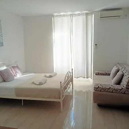 Cozy At Old Gate 4*